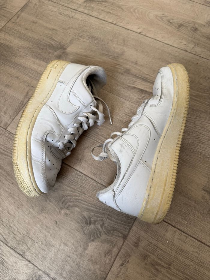 Basket Nike Air Force One blanche - photo numéro 3
