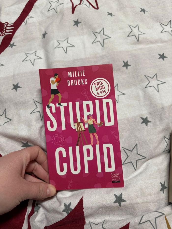 Stupid cupid - Millie Brooks - photo numéro 1