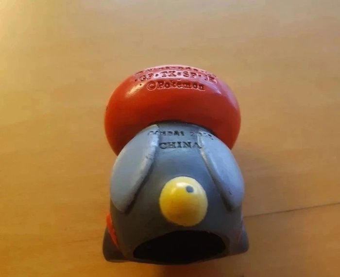 Figurine Pokemon Muciole - Bandai 2002 - Finger Puppet - photo numéro 2