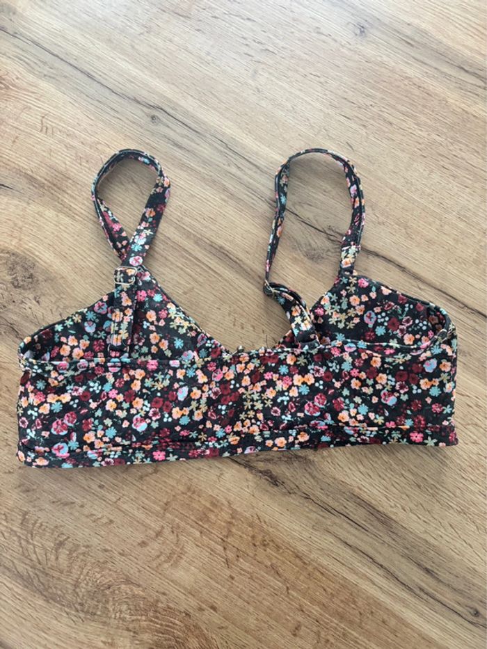 Haut maillot de bain fleuri SHEIN taille M - photo numéro 2