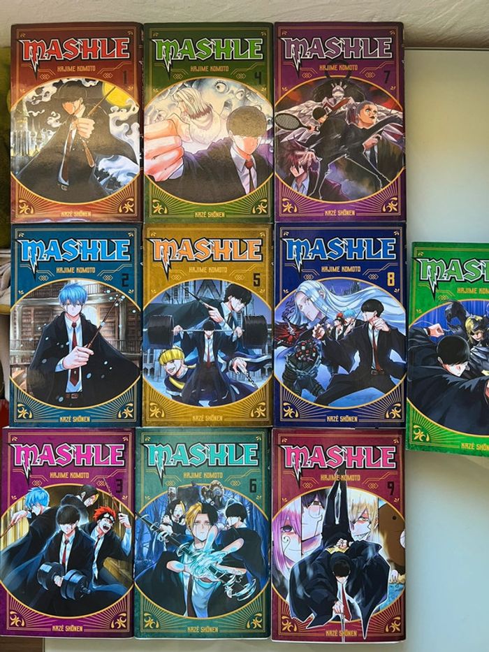 Lot 10 mangas Mashle