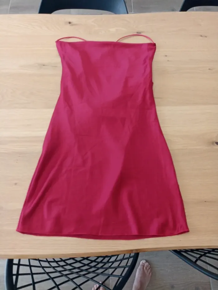 Robe rouge - photo numéro 2