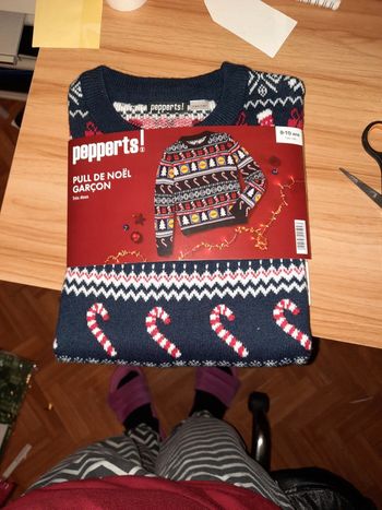 Pull de Noël garçon neuf