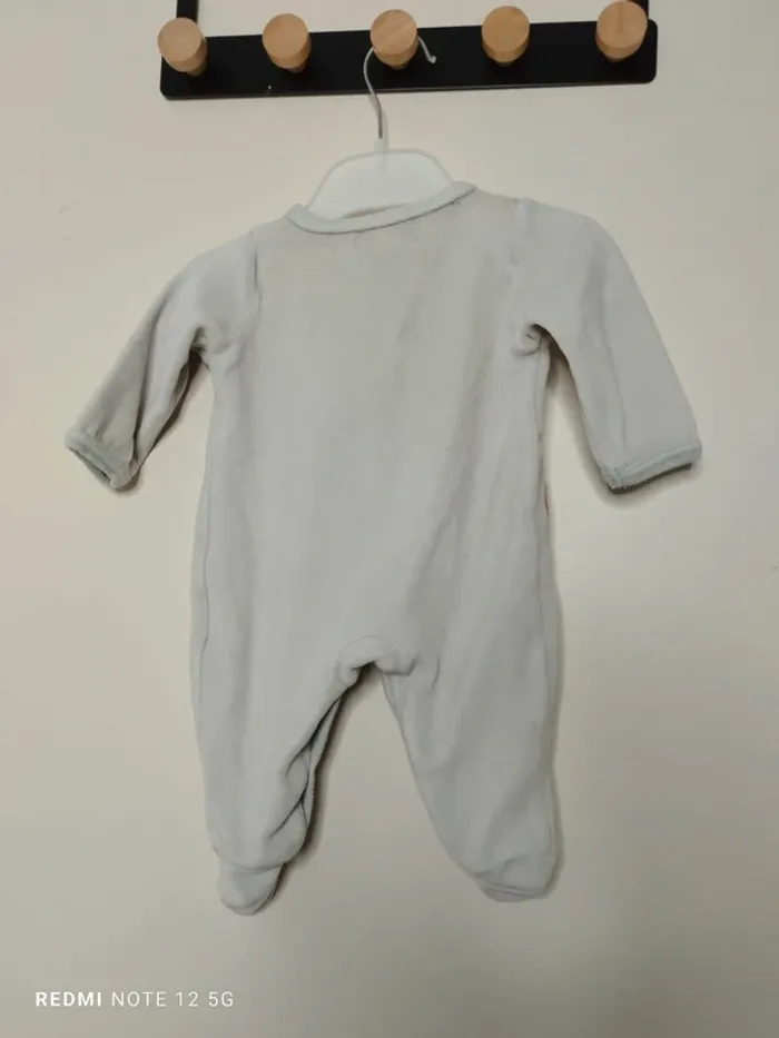 Pyjama taille 1 moi - photo numéro 5