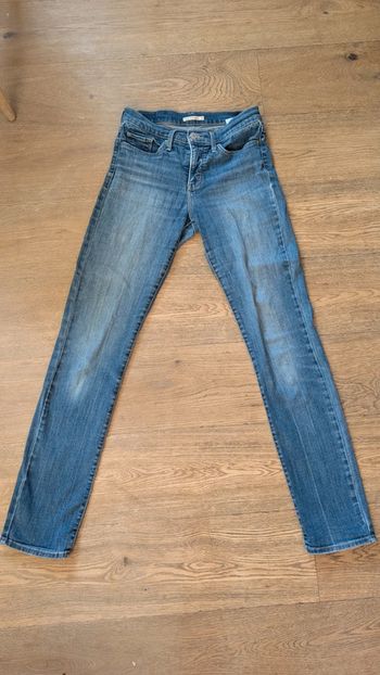 Jean Levi's  312 shaping slim W28 L34 taille mi haute