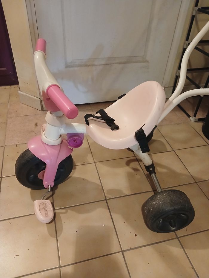 Tricycle smoby - photo numéro 4