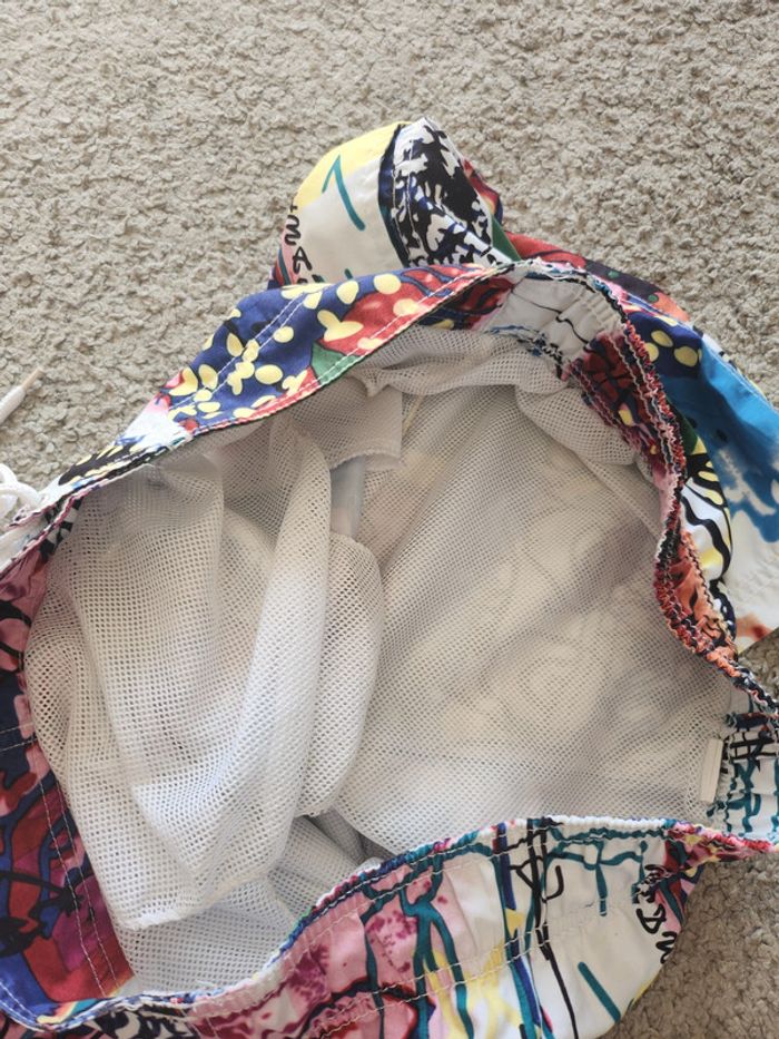 Short de plage avec filet taille L coloré - photo numéro 4