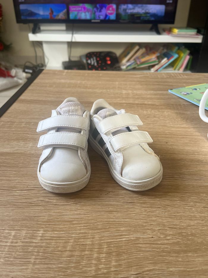 Basket adidas - photo numéro 3