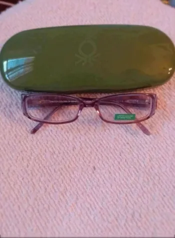 Monture+boîte  à  lunettes  neuves united  colors of  benetton