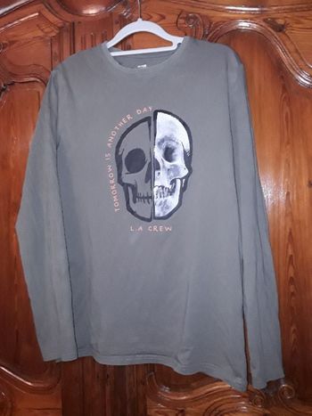 T shirt adolescent ml taille M 18 ans kiabi
