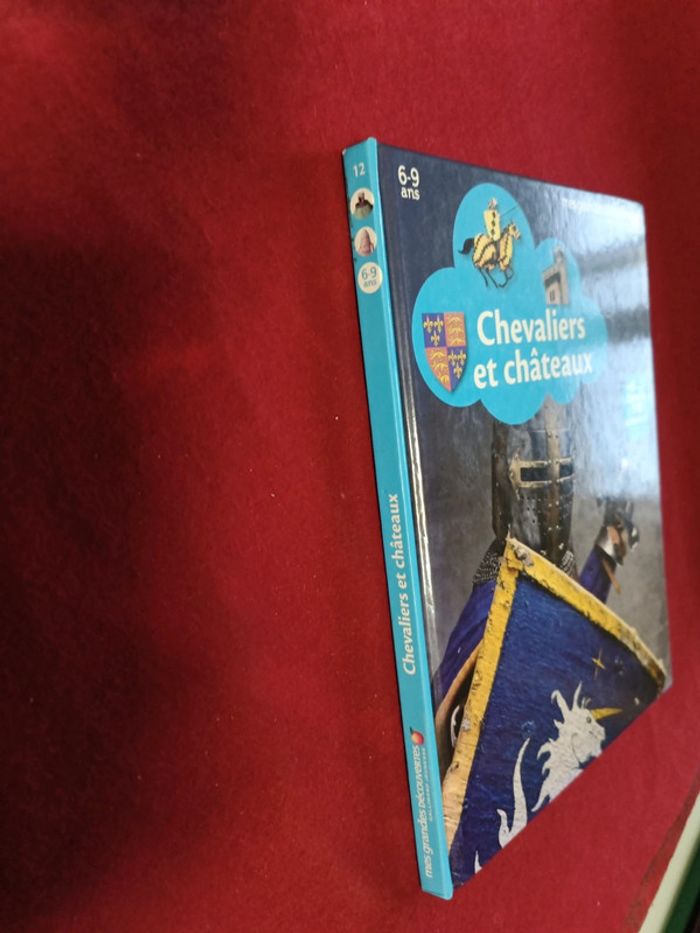 Chevaliers et châteaux " mes grandes découvertes " 6/9 ans - photo numéro 3