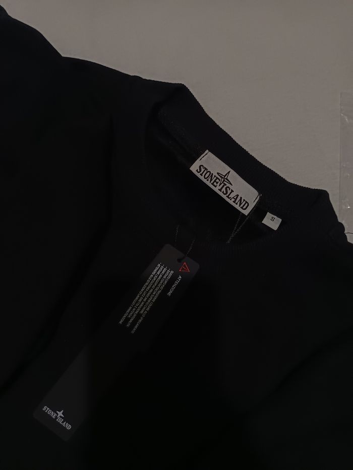 Pulls stone island taille S neufs - photo numéro 4