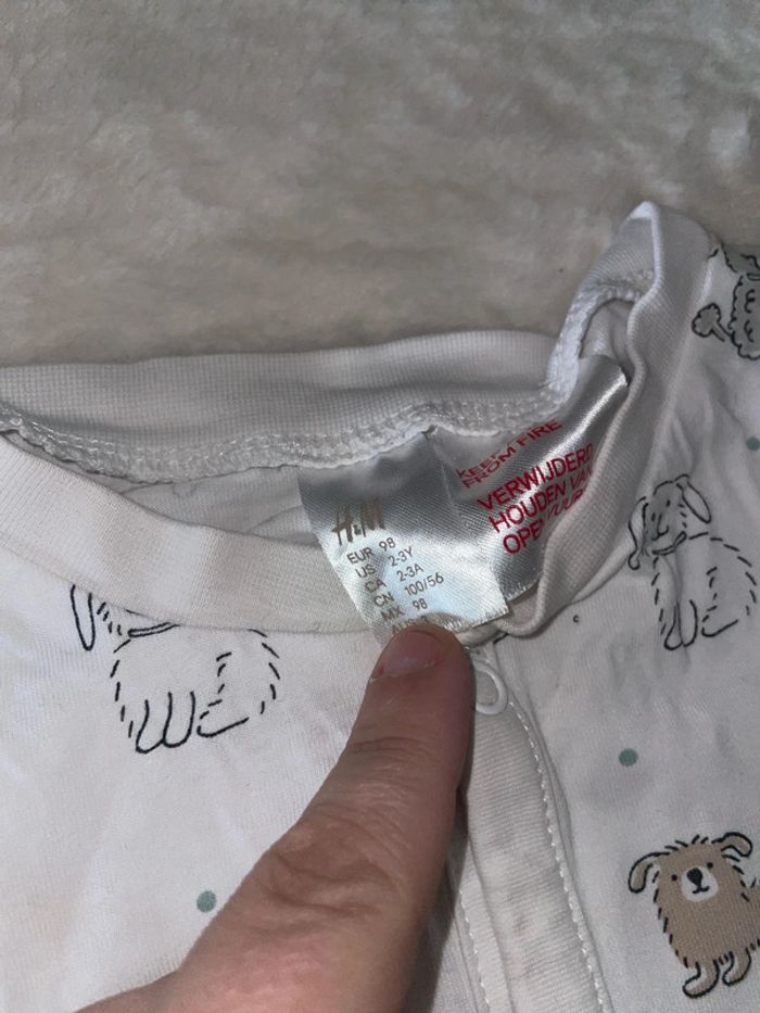 Pyjama fin 2/3ans 98cm - photo numéro 2