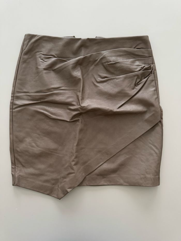 Jupe simili / asymétrique Promod 36