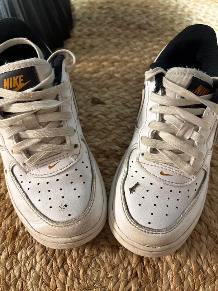 Basket Nike force 1 pointure 28 - photo numéro 3