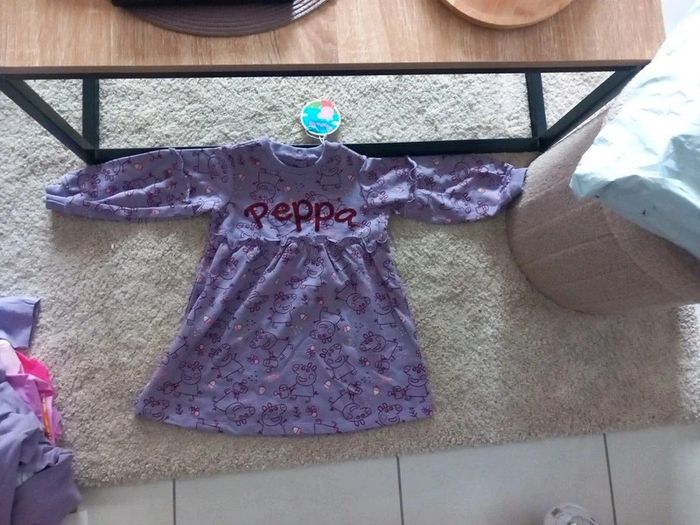 Magnifique robe peppa pig 92 cms