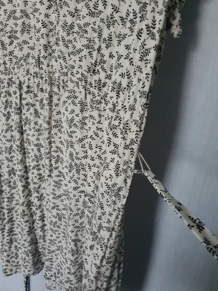 Robe fleurie - photo numéro 4