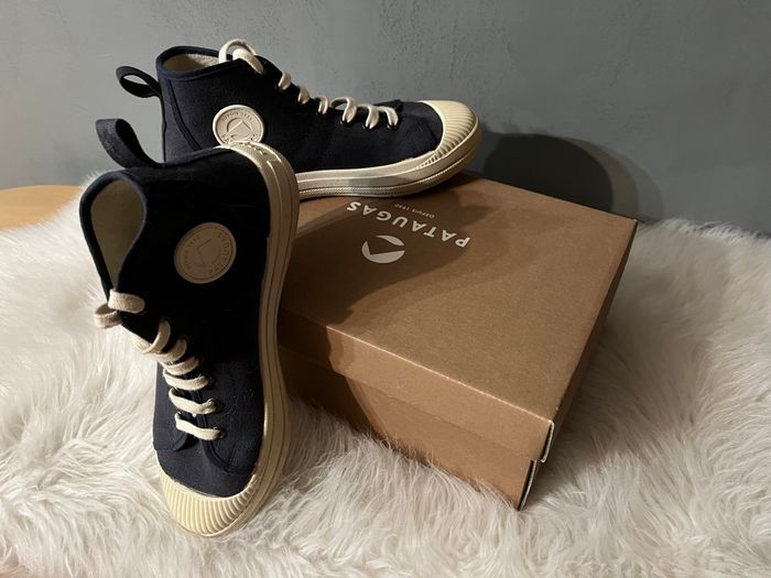 Chaussures en  toile - photo numéro 2