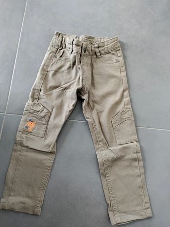 Pantalon Sergent Major 2 ans (92 cm) 2€