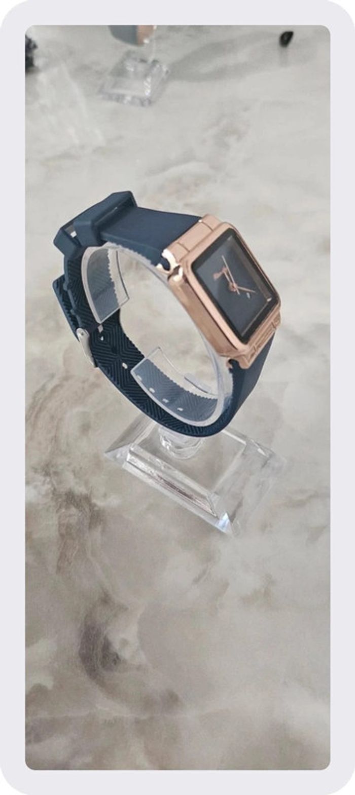 Montre neuve pour femme - photo numéro 2