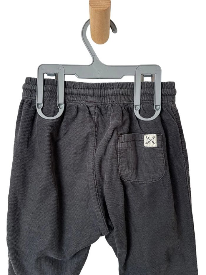 Pantalon confortable en velours côtelé gris - H&M 92cm (2 ans) - photo numéro 3