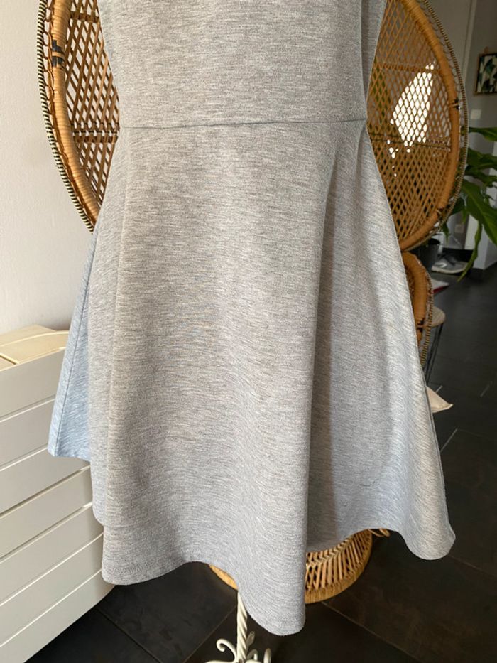 Robe H&M trapèze grise taille 36/38 - photo numéro 7