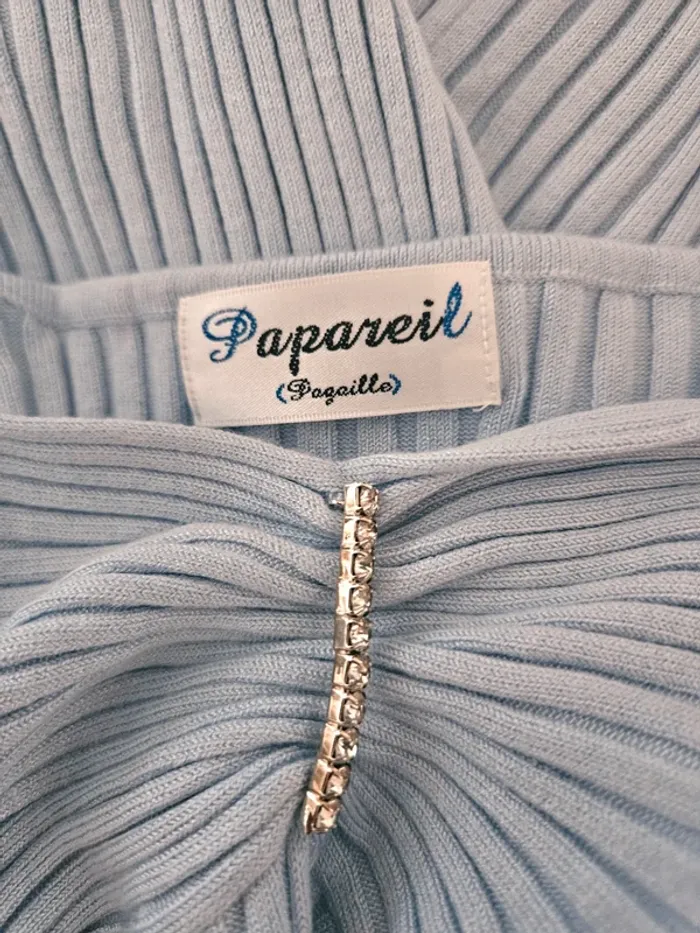 Pull fin bleu ciel avec strass Papareil Taille 38/40 Neuf - photo numéro 5
