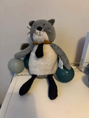 Peluche musicale les moustaches moulin roty