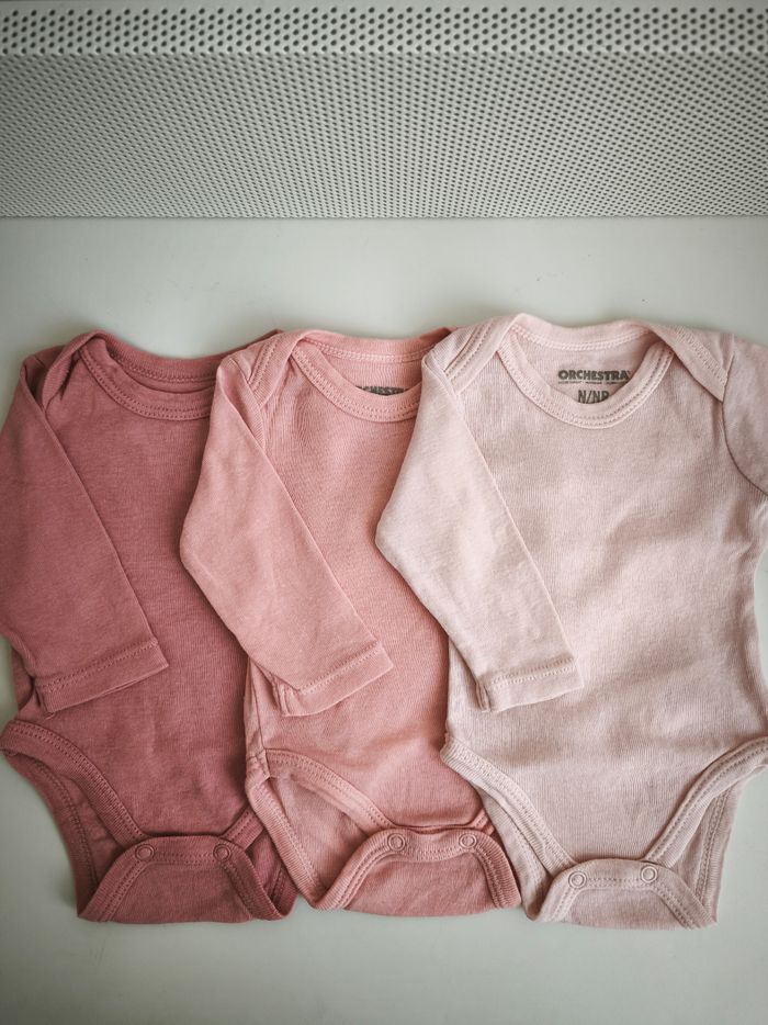 Lot de bodies et pyjamas bébé fille naissance - photo numéro 3