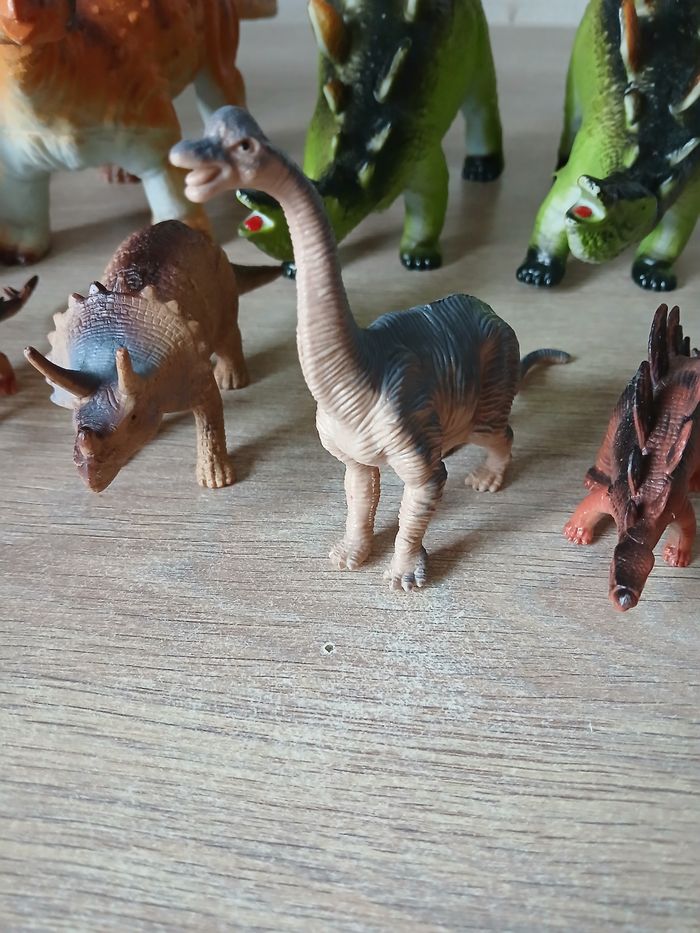 Lot de 14 dinosaures - photo numéro 3