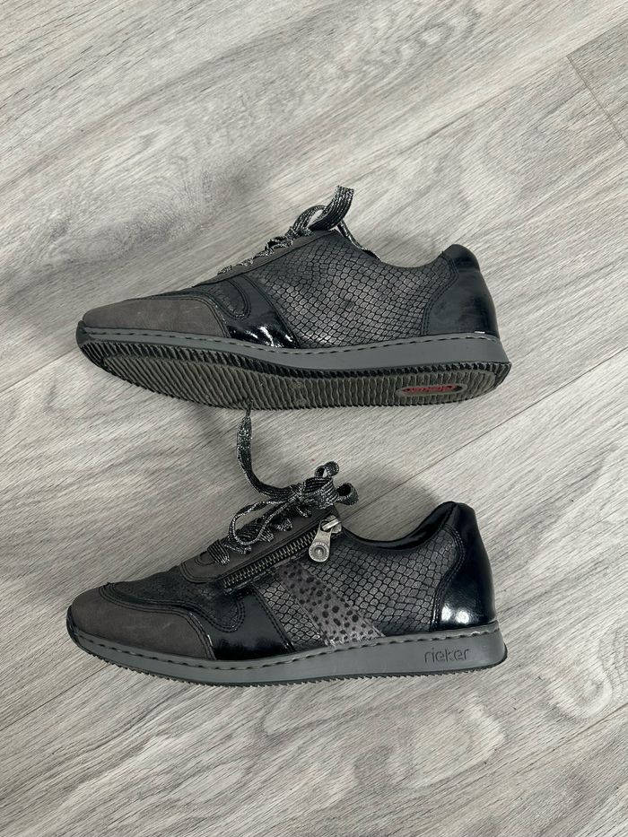 Baskets croco python serpent gris noir et argenté Rieker T38 - photo numéro 4