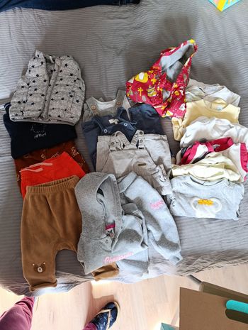 Lot garçon 6 mois - 30 pieces