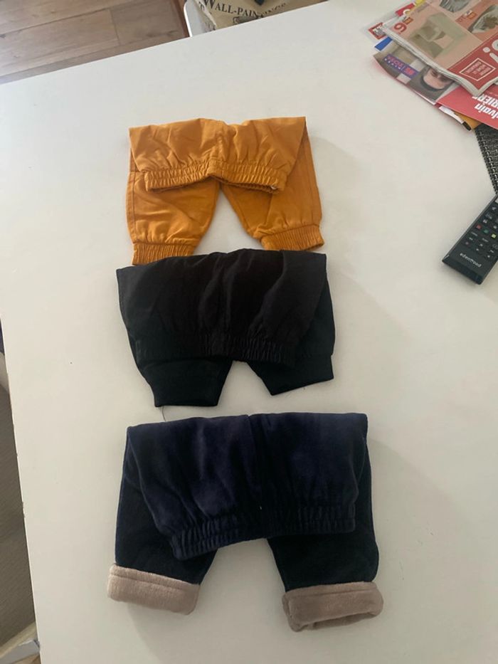 Pantalons 3 mois - photo numéro 2