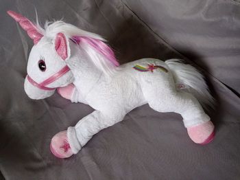 Peluche licorne