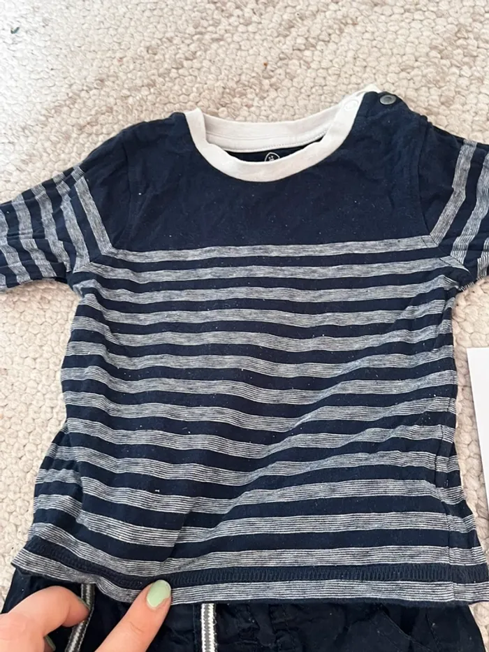 Ensemble gilet tee shirt pantalon 12 mois - photo numéro 4