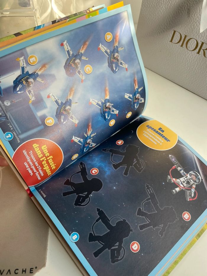 Livre cherche & trouve Playmobil neuf - photo numéro 4