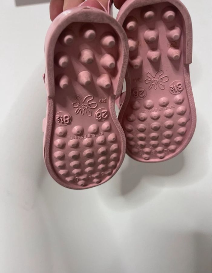 Sandales rose - photo numéro 2