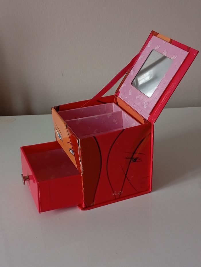 Boîte tour de rangement bijoux ou autre. Carton . Miroir et tiroir . Très bon état - photo numéro 5