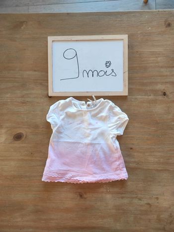 T-shirt 9 mois "tout petit coeur"