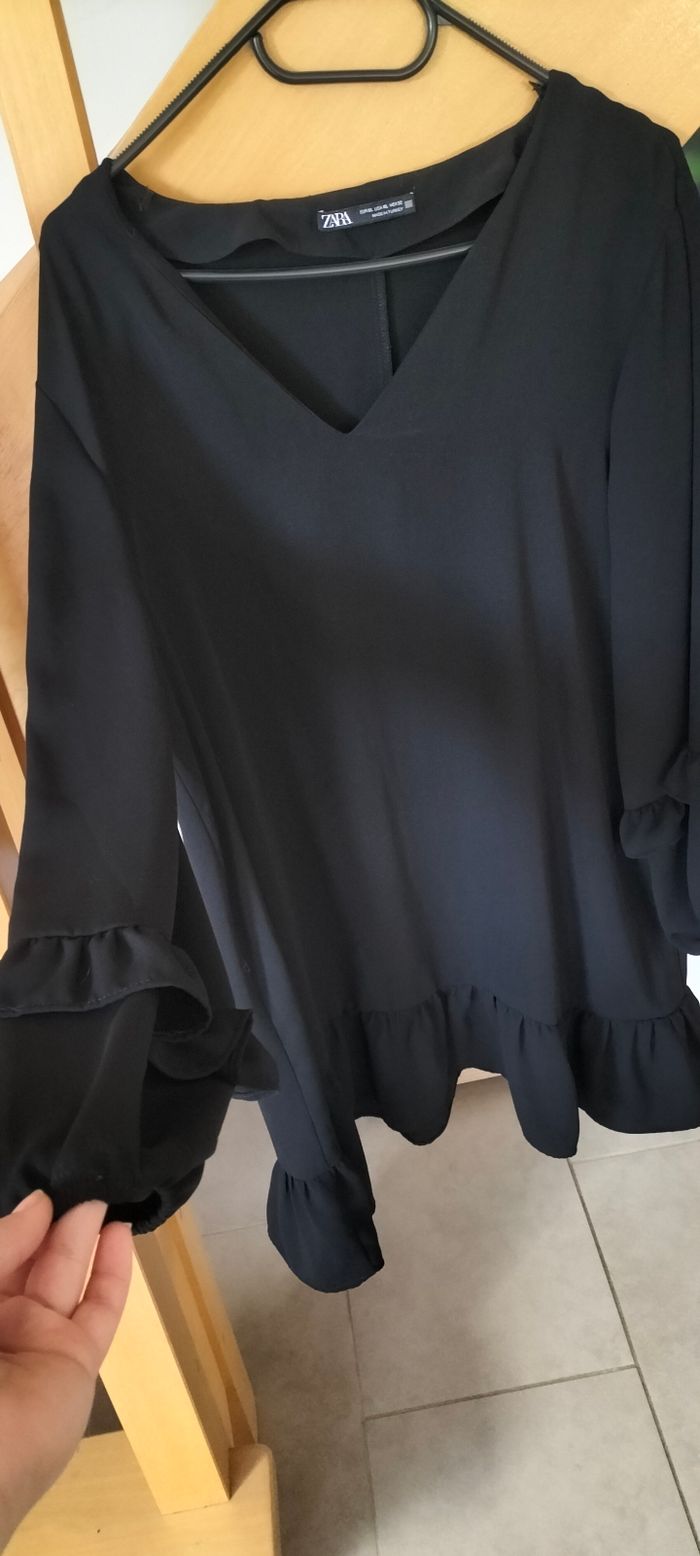 Robe noire - photo numéro 2