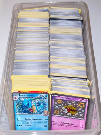 100 cartes Pokémon françaises