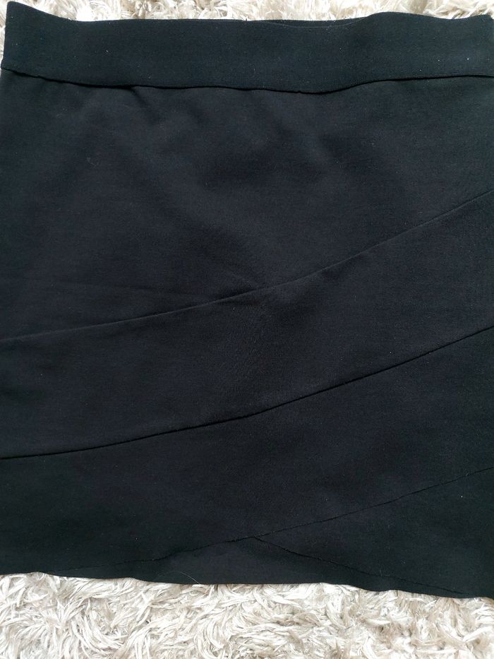 Jupe moulante miss liberto - photo numéro 2