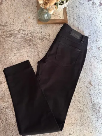 Pantalon I code