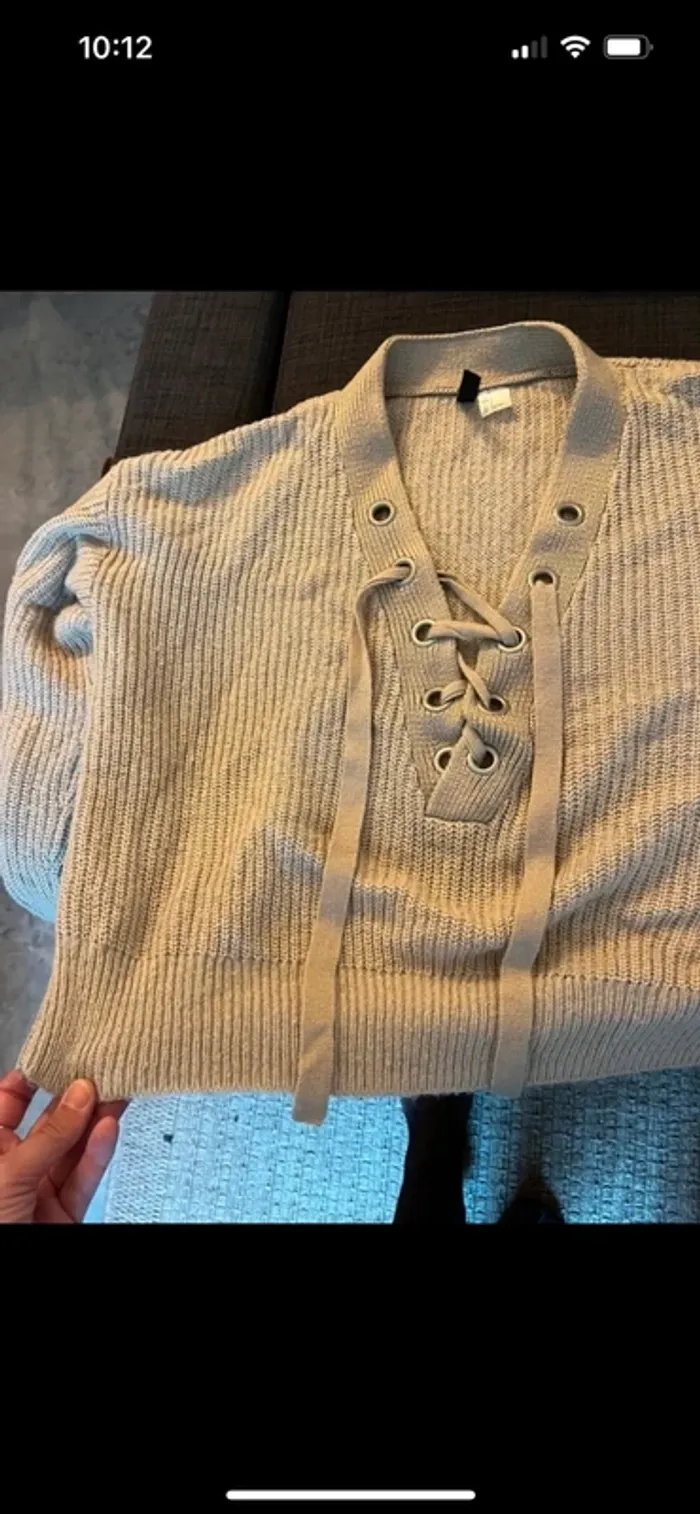 Pull beige à lacets court - photo numéro 3