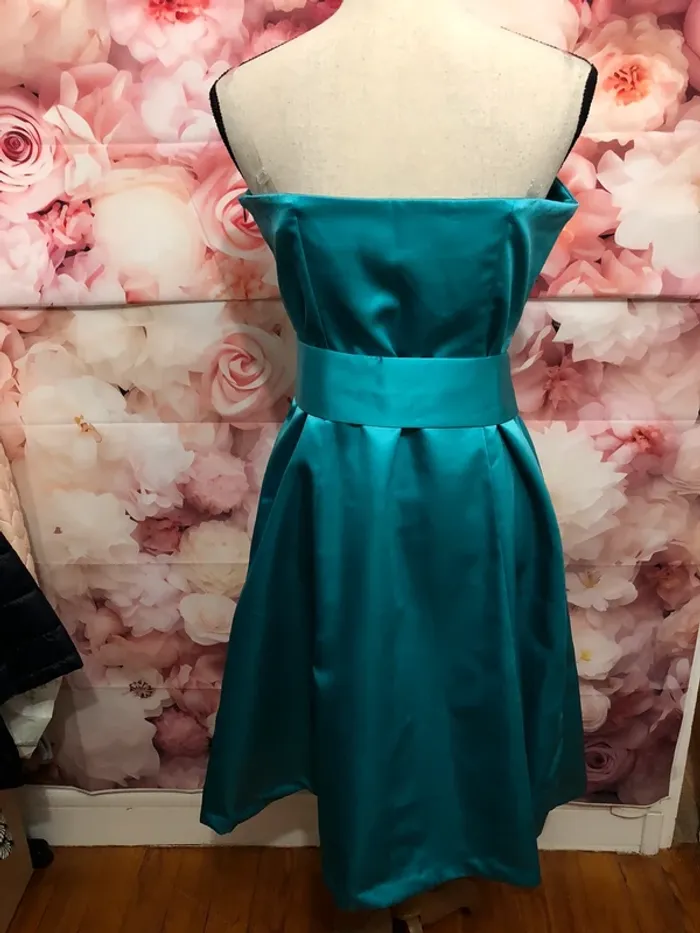 Robe cocktail turquoise - photo numéro 3