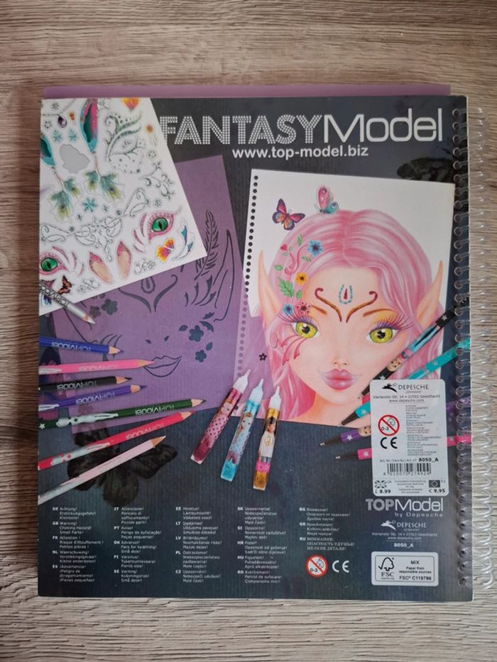 Livre fantasy model - photo numéro 6