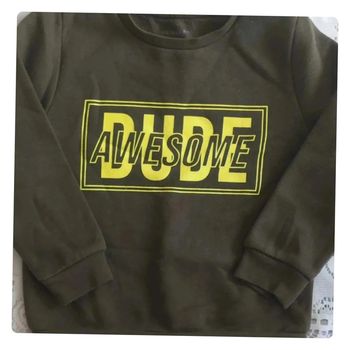 Sweat kaki Awesome - style streewear, Primark,  en très bon état, taille 3/4 ans