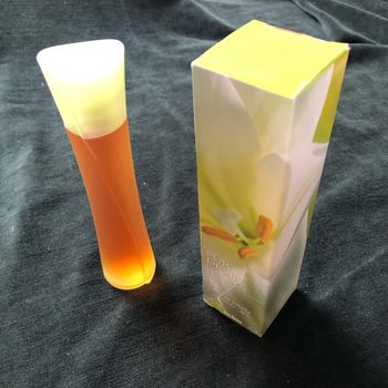 Eau de toilette Pur désir de Lys 60 ml Yves Rocher