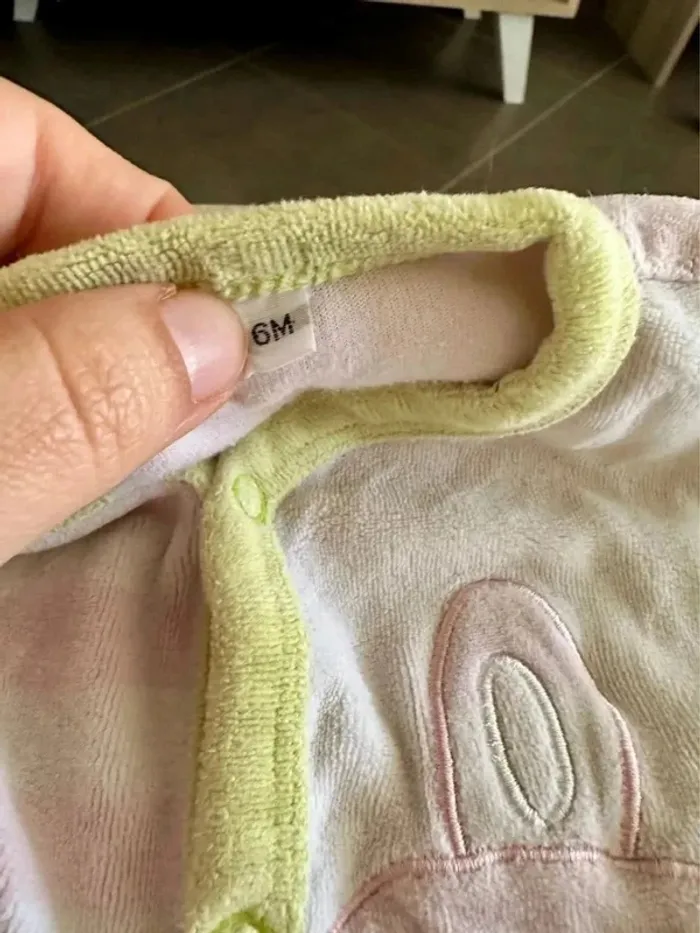 Grenouillère pyjama mixte velours 6 mois - photo numéro 4