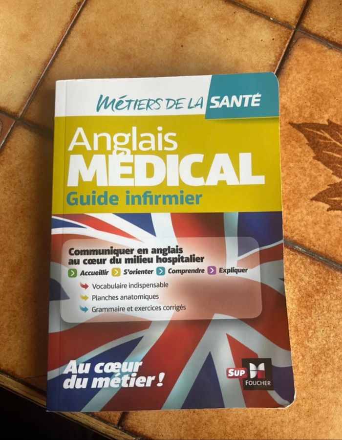 Livre ifsi : Anglais médical guide infirmier